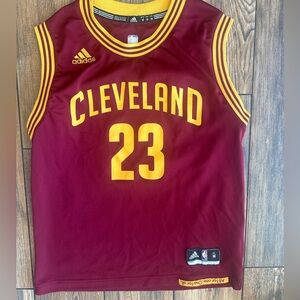 LeBron James Youth Jersey Medium